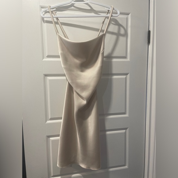 Nanushka malia satin cowl neck mini dress xxs - Picture 4 of 16